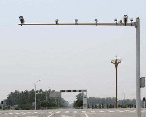 贵南监控灯