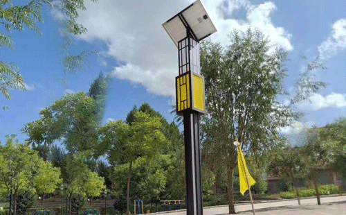 贵南智慧路灯安装