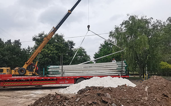 贵南智慧路灯：提升城市管理效率的创新解决方案