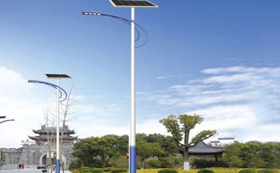 贵南贵南太阳能路灯价格差在哪？影响造价的4大核心因素揭秘