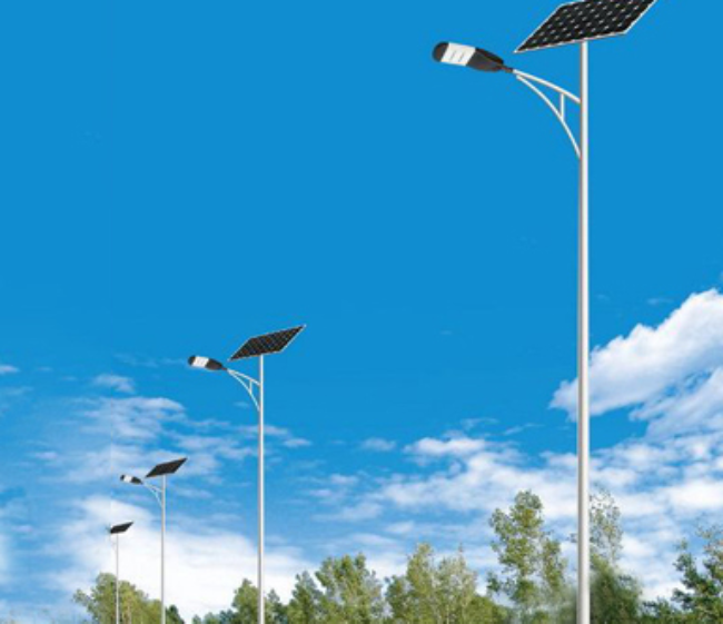 贵南太阳能路灯维护时，这些细节别忽略！